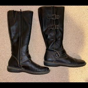 Size 8 knee high boots